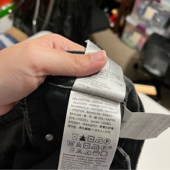 Levi’s High Loose Taper Fit Women’s Jeans Black Gray Wash Size 30 B1 - Picture 9 of 13